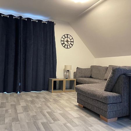 Lochside Loft - Self Catering Apartment For 2 In A Great Location For Inverness Airport And Both Cabot Highlands & Nairn Golf Courses Ngoại thất bức ảnh