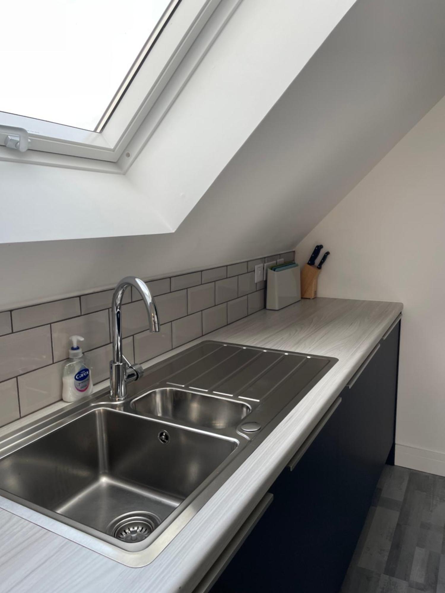 Lochside Loft - Self Catering Apartment For 2 In A Great Location For Inverness Airport And Both Cabot Highlands & Nairn Golf Courses Ngoại thất bức ảnh