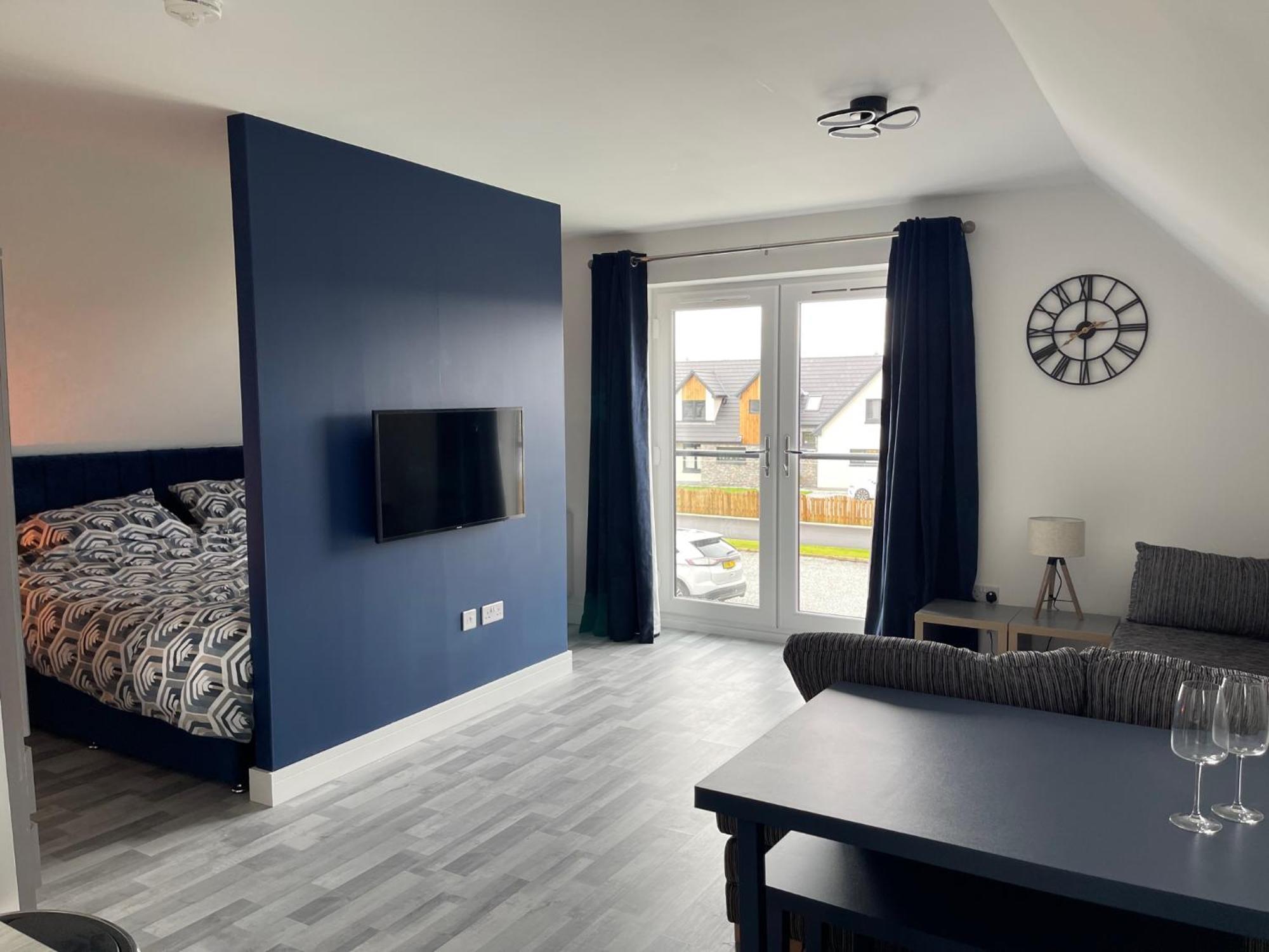 Lochside Loft - Self Catering Apartment For 2 In A Great Location For Inverness Airport And Both Cabot Highlands & Nairn Golf Courses Ngoại thất bức ảnh